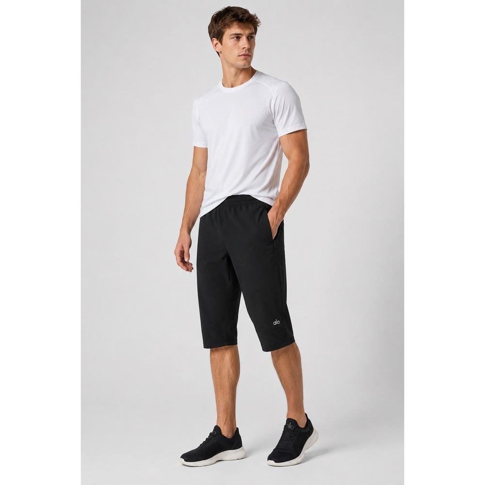 Alo Yoga Black‎ Compression Capri Pants Zip Pocket Reflective Logo 
 Large